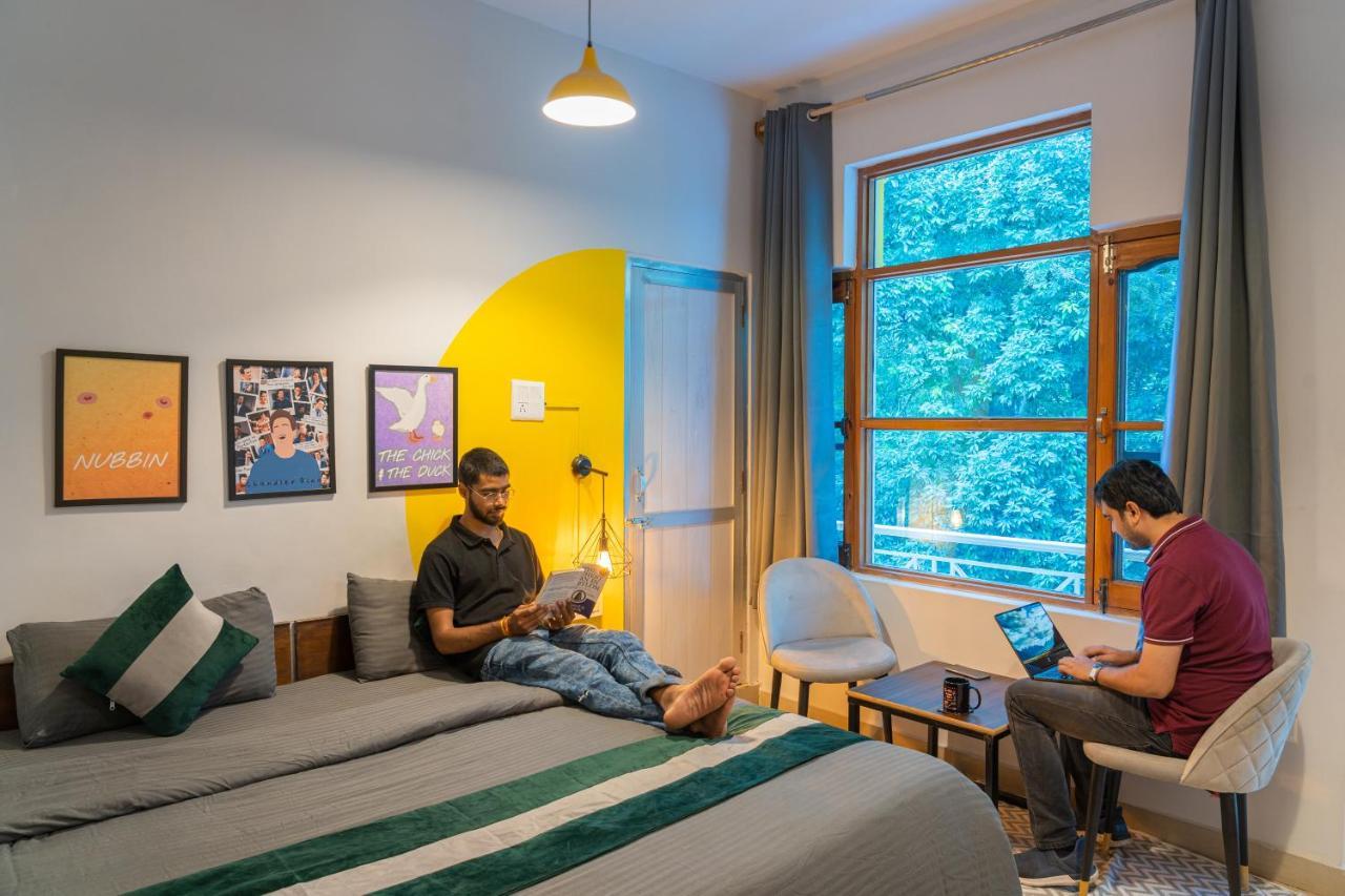 Whoopers Hostel Bir Exteriör bild